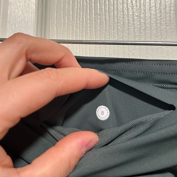 Lululemon Base Pace Leggings Sz 8 - Picture 8 of 8